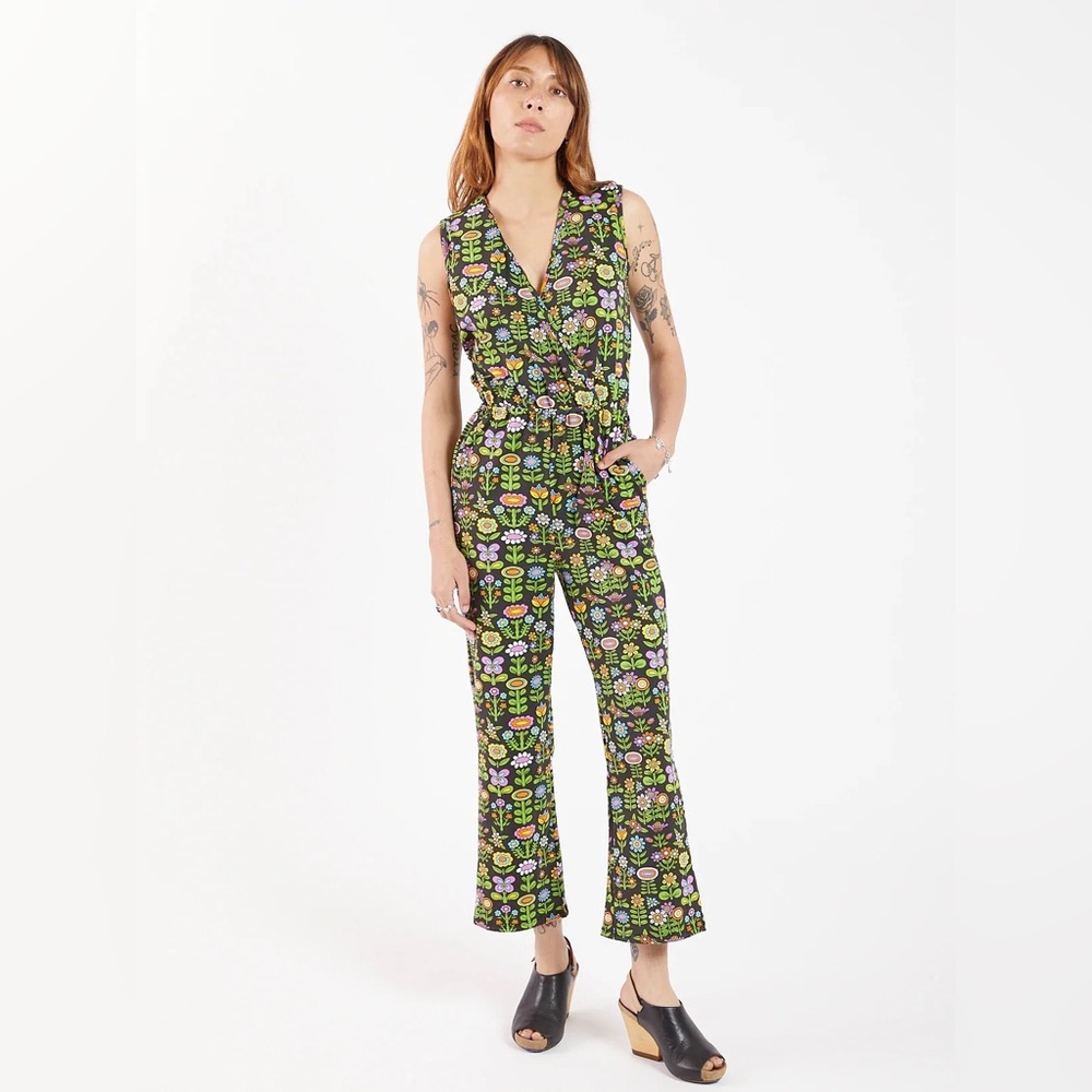 Nooworks Sonny Suit in Awesome Blossom